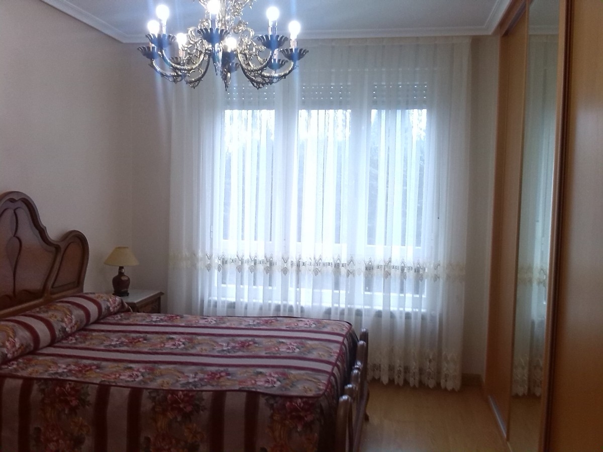 Villa en Santo Domingo de la Calzada, La Rioja